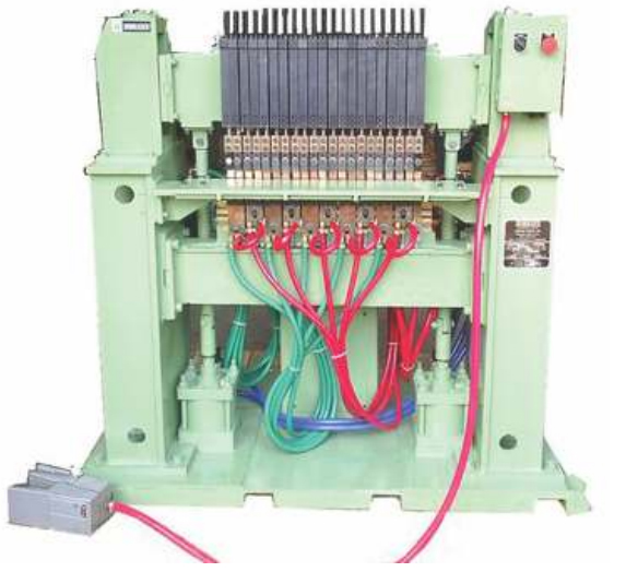Multi Spot Partition Welder For Poultry Wire Cage